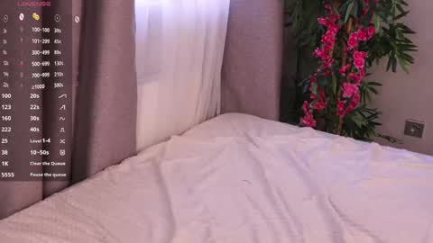  Lina online show from 05/07/26, 08:52