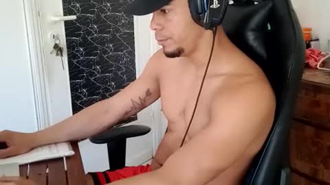 ghhhgh online show from 09/28/25, 09:03