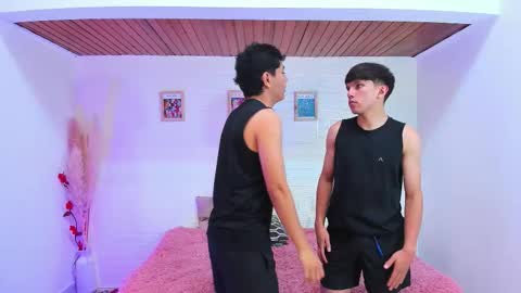 Hi  I am Venus kloy Thiago online show from 09/09/25, 01:38