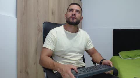 WALTER BROWN  online show from 11/26/25, 08:54