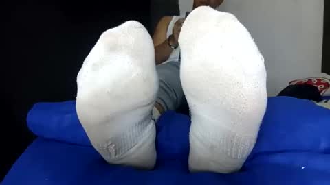 Snapshot of waltherfeet_ chatting on 06/07/26, 03:21 WaltherFeet online show from 06/07/26, 03:21