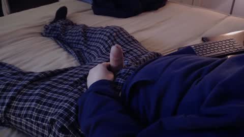 I love the ol in-n-out  online show from 01/28/25, 04:50