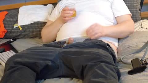 I love the ol in-n-out  online show from 02/15/26, 02:41