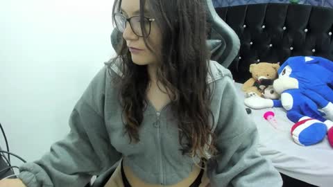 Alexandra online show from 02/19/25, 05:16