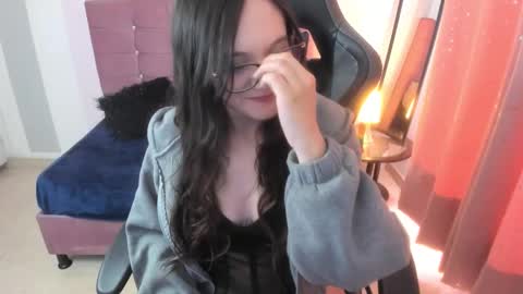 Alexandra online show from 02/09/26, 03:05