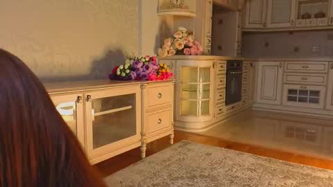 hello guys im Lilian online show from 09/23/25, 03:09