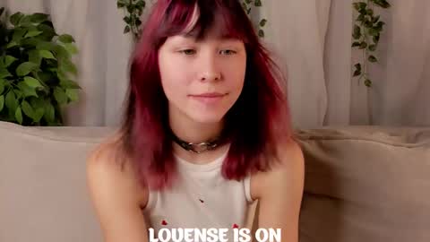 Betti online show from 10/22/25, 11:21