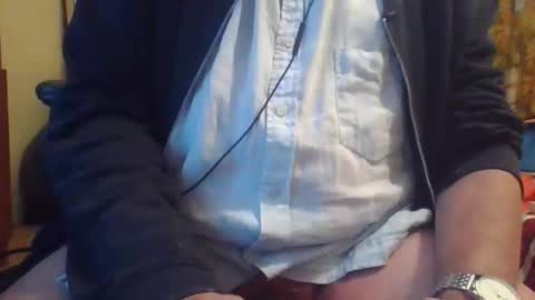 Snapshot of wanky357 chatting on 10/12/25, 09:36 Tibo Love online show from 10/12/25, 09:36