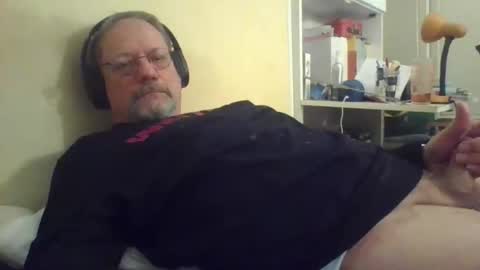 Snapshot of wanky357 chatting on 02/08/26, 01:20 Tibo Love online show from 02/08/26, 01:20