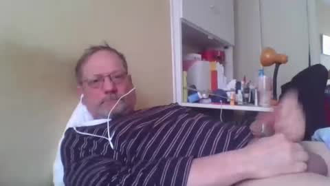 Snapshot of wanky357 chatting on 02/20/26, 08:16 Tibo Love online show from 02/20/26, 08:16