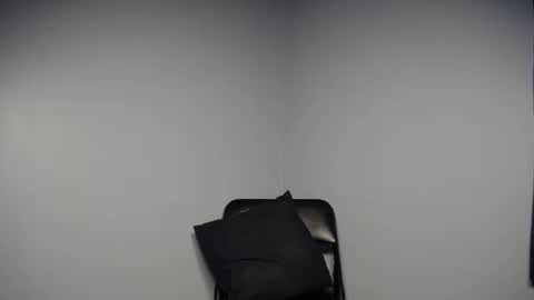 wannaplay1025 online show from 03/22/26, 04:49