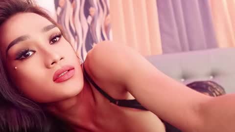 Snapshot of wantedsugar_ chatting on 03/03/25, 12:48 Galems online show from 03/03/25, 12:48