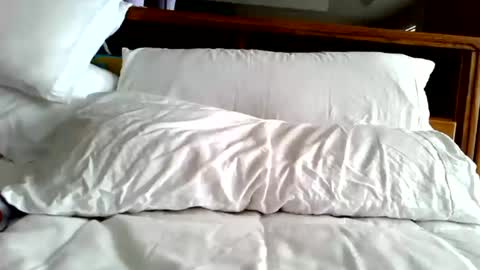Snapshot of wantingu2john chatting on 06/23/26, 01:42 wantingu2john online show from 06/23/26, 01:42