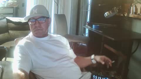 inittogetitin online show from 12/04/25, 11:57