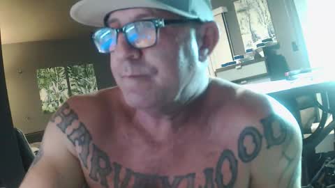 inittogetitin online show from 12/05/25, 12:03