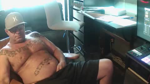 inittogetitin online show from 01/31/26, 09:35