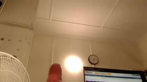 wants online show from 12/02/25, 04:29