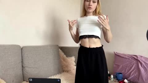 wanttodeep online show from 10/03/25, 07:16