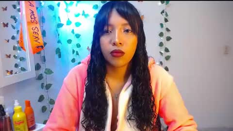 Snapshot of warisgoddes chatting on 07/16/26, 10:32 EMILY online show from 07/16/26, 10:32