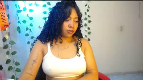Snapshot of warisgoddes chatting on 07/16/26, 10:49 EMILY online show from 07/16/26, 10:49