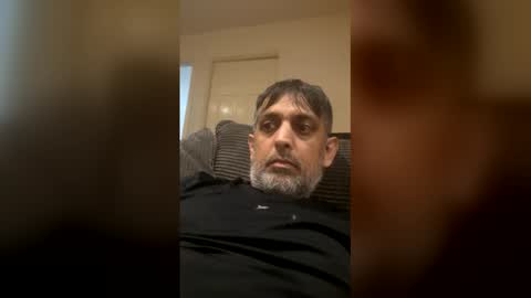 wasimashraf81080 online show from 06/01/26, 04:31