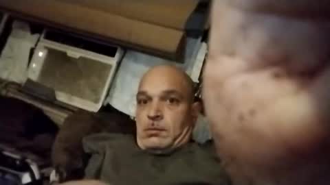 Snapshot of watchmespun chatting on 12/19/25, 03:02 watchmespun online show from 12/19/25, 03:02