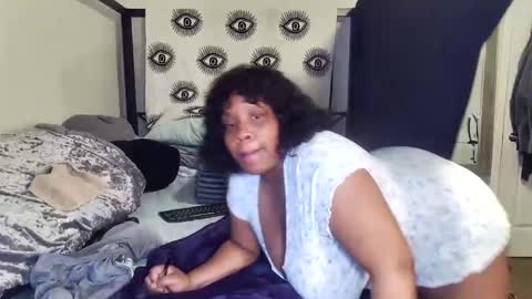 LAUREN LUSH online show from 01/18/26, 06:28