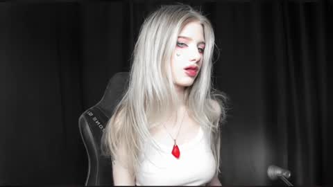 waterfallwoods online show from 02/27/25, 03:37