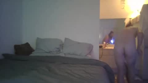 Sunny online show from 03/04/26, 02:39