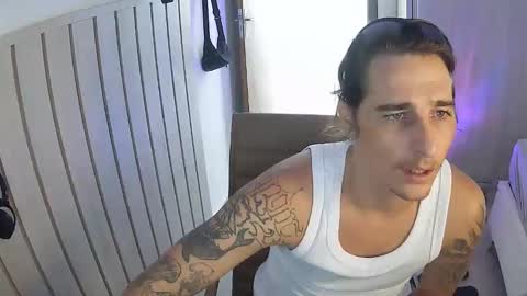 wave_boyy online show from 03/31/26, 01:44