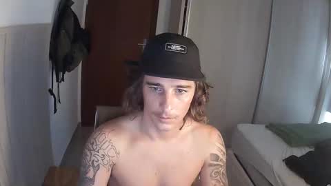 wave_boyy online show from 04/16/26, 12:28