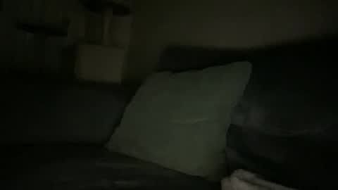 Snapshot of waveonce chatting on 11/28/25, 08:28 waveonce online show from 11/28/25, 08:28