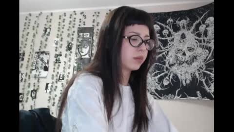 Mina online show from 04/10/26, 04:12