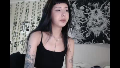 Mina online show from 04/15/26, 11:50