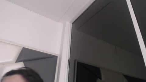 Snapshot of we_n_you chatting on 10/18/25, 04:19 Trixie 3 online show from 10/18/25, 04:19