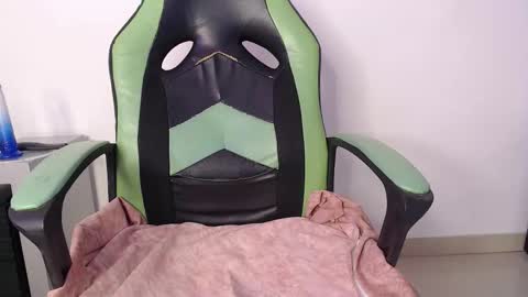 Trixie 3 online show from 01/31/26, 07:11