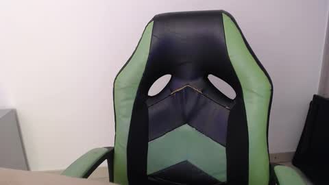 Trixie 3 online show from 02/17/26, 03:08