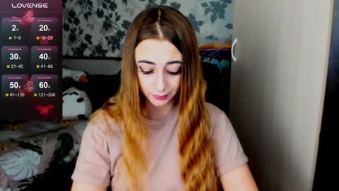 Snapshot of weakness4u chatting on 03/11/25, 02:54 Maya online show from 03/11/25, 02:54