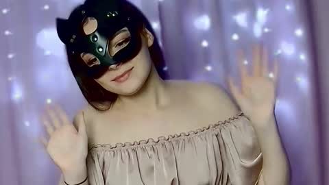 Snapshot of weareyoursun chatting on 02/26/25, 01:52 Alice online show from 02/26/25, 01:52