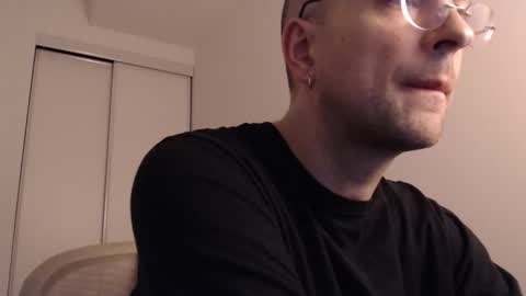 Snapshot of weather_report_wet chatting on 11/19/25, 01:49 weather_report_wet online show from 11/19/25, 01:49