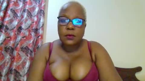 weaverbird25 online show from 02/10/26, 10:03