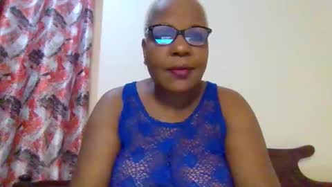 weaverbird25 online show from 02/11/26, 08:36