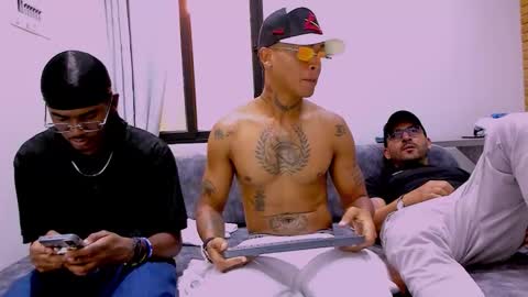 Jhonny Dick  his neighbors. online show from 02/13/26, 02:02