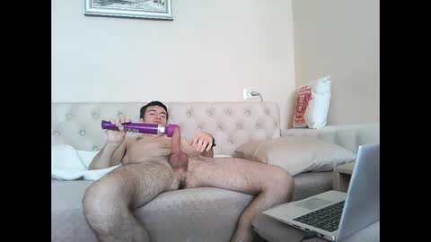 webcamboy98 online show from 05/31/26, 10:22