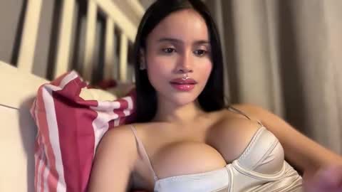 Maggie online show from 02/08/26, 04:27