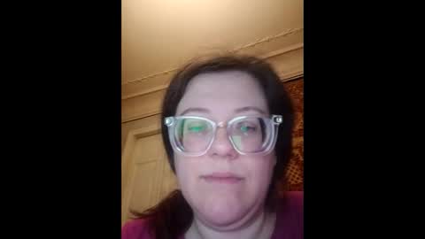 Marina online show from 12/18/25, 02:12