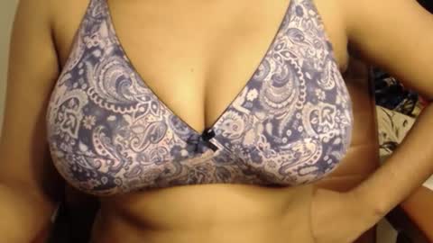 mina online show from 02/27/26, 05:07