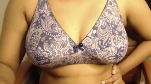 mina online show from 03/16/26, 09:57