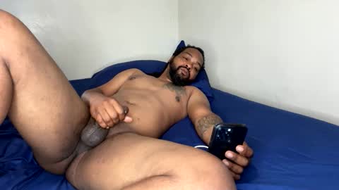 WeDaShit Come Vibe with me . online show from 05/01/26, 06:23