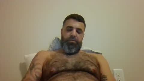 Snapshot of weezy210 chatting on 10/19/25, 12:33 Weezy online show from 10/19/25, 12:33